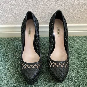 MIU MIU Barely work leather heels!!!!